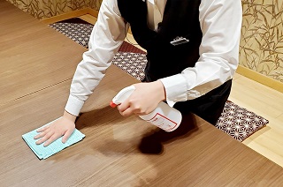 アルコール徹底噴霧 (ドアノブ・テーブル・床・壁)